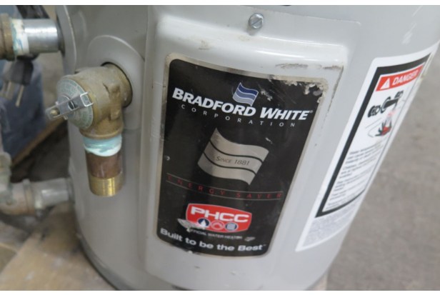 Bradford White Water Heater Review 2023 – Is It Great?