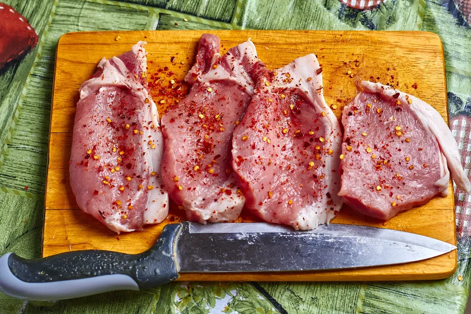Air Fryer Pork Chops - How Long to Cook & Temperature Need