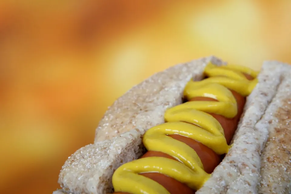 How Long To Microwave Hot Dogs - Can You Microwave Frozen Hot Dog?