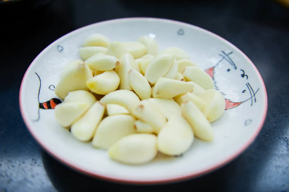 How to Roast Garlic In An Air Fryer - Will It Burn in the Air Fryer