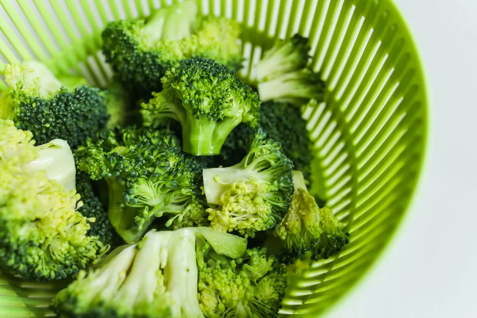 How to Steam Broccoli in the Microwave - Healthy Recipes 2023