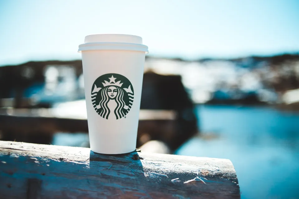 Can You Microwave Starbucks Paper Cups - Is It Dangerous?