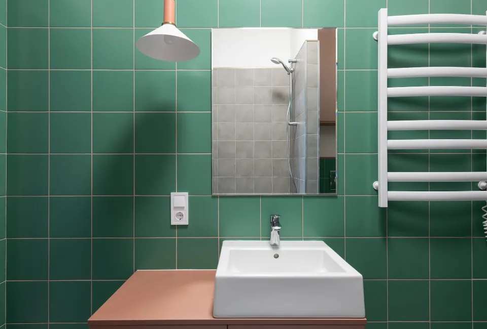 How To Tile a Bathroom Wall - 2023 Beginners Guide
