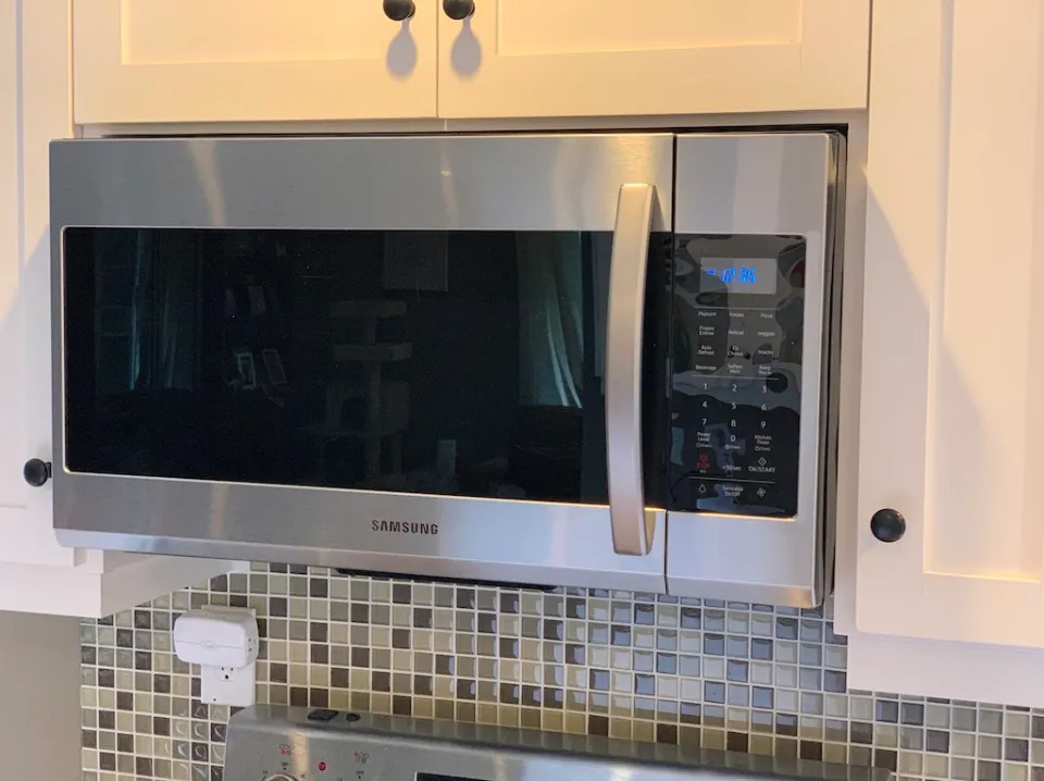 How to Change the time on Your Samsung Microwave - 2023 Guide