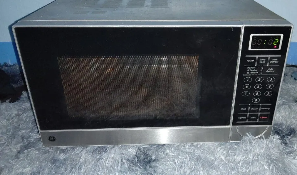How To Reset a GE Microwave Oven - Why It Stops Working