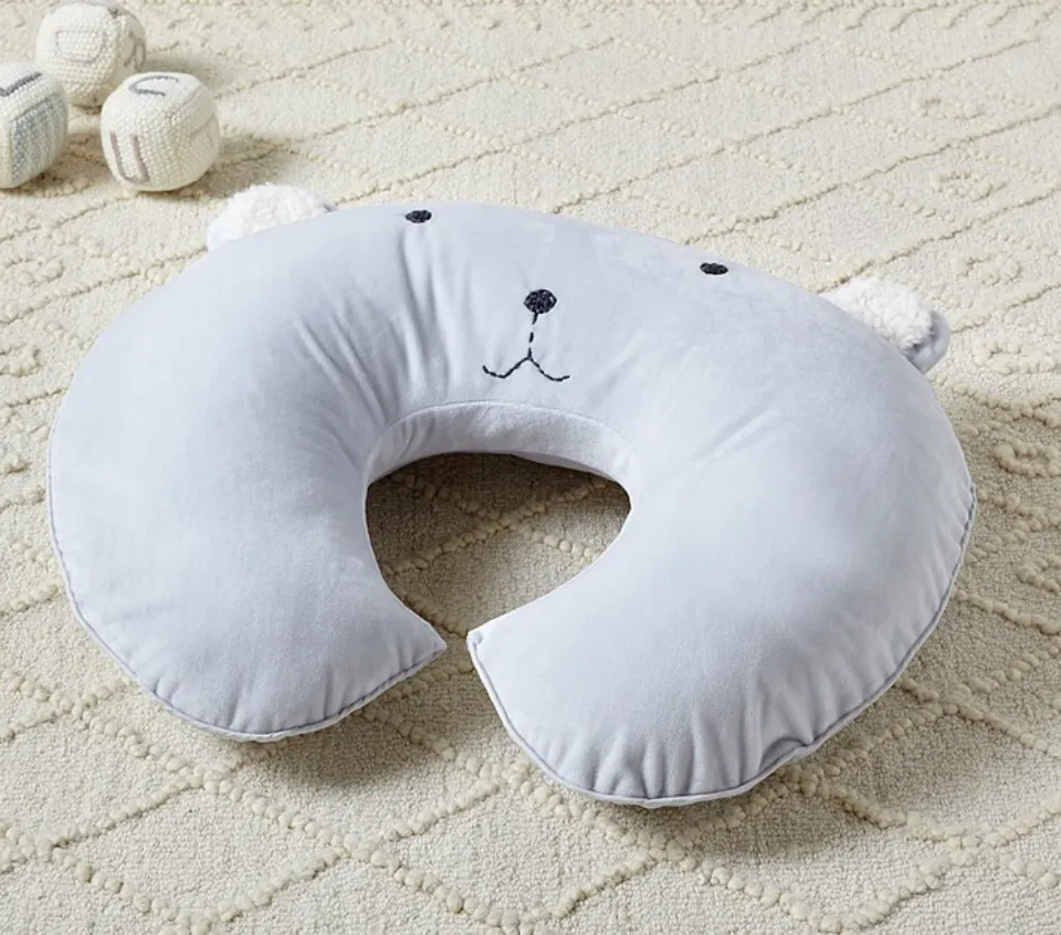 How to Use a Boppy Pillow - What Age Can a Baby Use It?