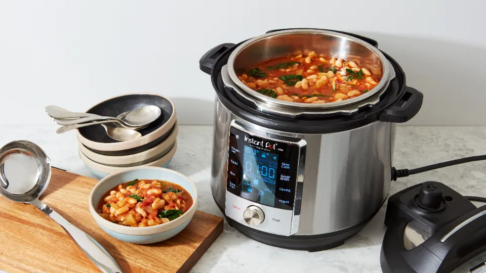 Instant Pot vs. Rice Cooker - Which is Better to Use?