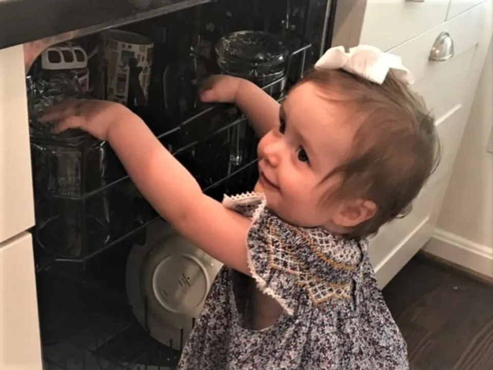 Are Babies Dishwasher Safe – How to Clean & Store?