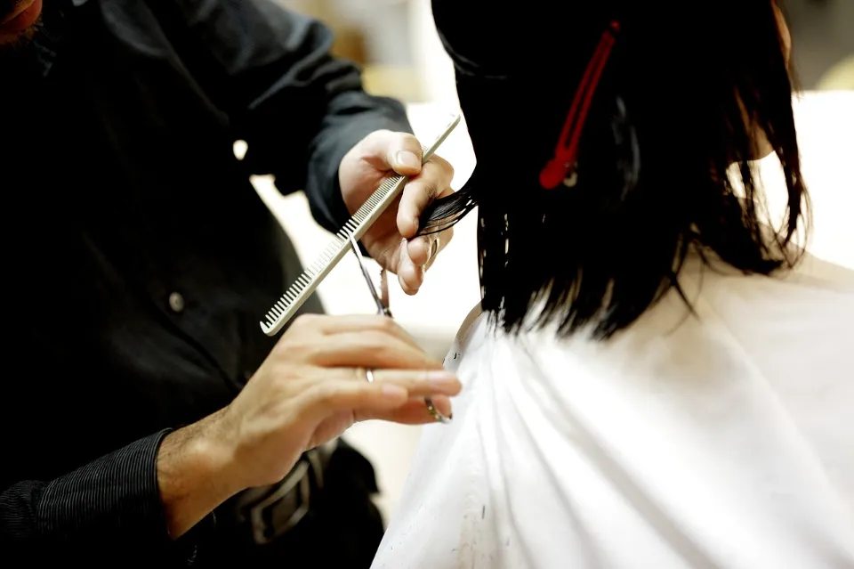 Can You Cut Hair While Pregnant - Which Hairstyle Is Safe?